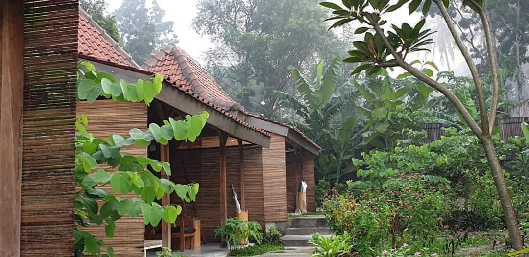 Villa Kayu Yogyakarta Dış mekan fotoğraf